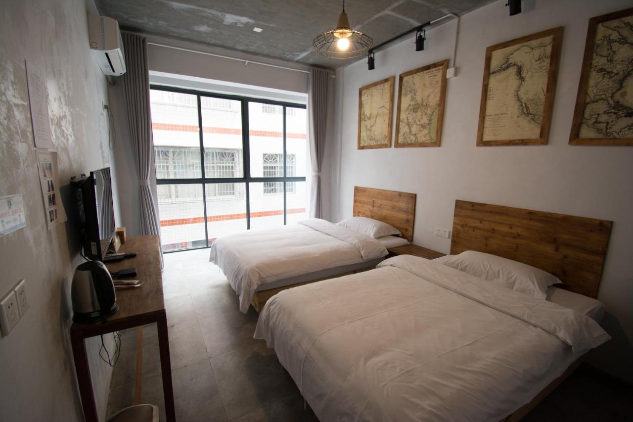 Hostel Geographer Zhangjiajie Buitenkant foto