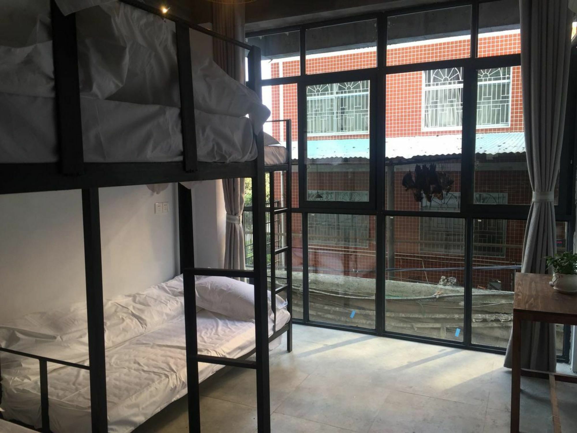 Hostel Geographer Zhangjiajie Buitenkant foto